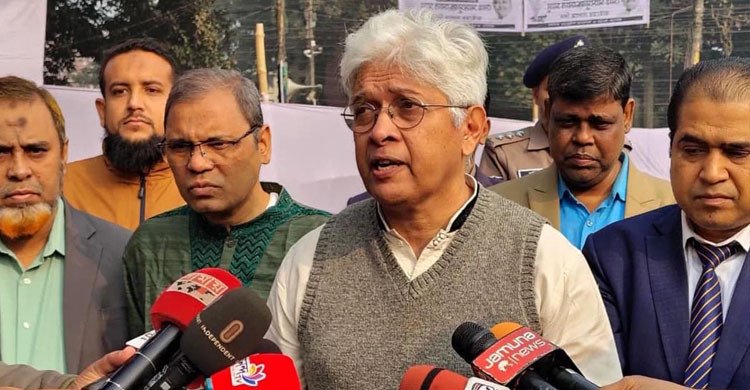 জনতার জোয়ার ‘হ্যাঁ’ ভোটের পক্ষে: উপদেষ্টা আদিলুর রহমান